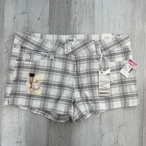 YMI Black White Plaid 2.5" Mid Rise Cotton Summer Vacation Beach Shorts 13